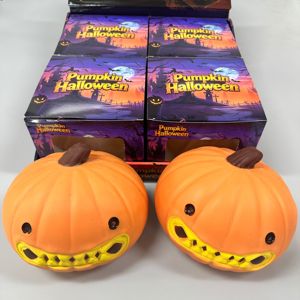 Juguete Blandito de Calabaza de Halloween, Juguete Antiestrés de Plástico Naranja para Niños de 2 a 4 Años, Unisex - Product Image 3