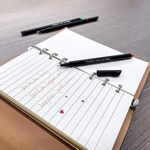 <span class=keywords><strong>ปากกา</strong></span>เขียนเส้นละเอียดสีสันสดใส 12 สี หมึกน้ำ สำหรับระบายสีและ<span class=keywords><strong>วาด</strong></span>ภาพ - Product Image 3