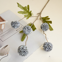 Ornements de décoration de mariage : Fleurs artificielles en soie réalistes, élégantes, 5 têtes, chrysanthème d'automne, style moderne fait main pour la rentrée scolaire