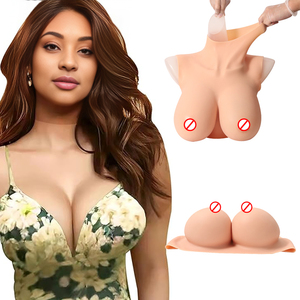 ซิลิโคนเต้านมปลอมเหมือนจริงหน้าอกปลอมแผ่นแปลงร่างราชินีสำหรับคอสเพลย์ - Product Image 1