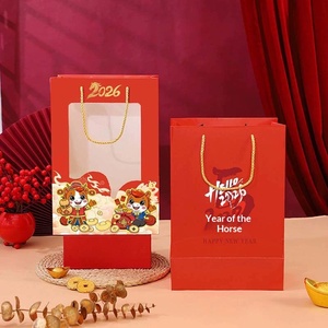 Bolsa de Regalo Roja del Año del Caballo 2026 para el Festival de Primavera, Fiestas de Año Nuevo y Eventos Corporativos con un Lindo Peluche - Product Image 2