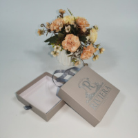 Tiroir à bijoux portable haut de gamme en carton recyclable avec insert en éponge estampée pour boucles d'oreilles, bracelets, colliers et bagues