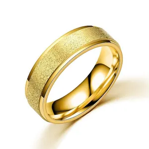 酷风饰品批发喷砂金色男女时尚订婚婚礼不锈钢戒指