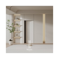 Puerta WPC elegante y discreta para villas y espacios comerciales Diseño clásico moderno Función impermeable para apartamentos