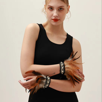 Pulsera de Encaje con Plumas Cosida a Mano, Cómoda y Suave, Unisex, Color Personalizado, Accesorio de Moda para Bodas, Fiestas y Carnavales