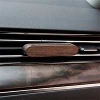 Diffuseur d'arôme de voiture avec LOGO personnalisé, clip d'aération de voiture en bois naturel désodorisant de luxe nouveau design aromathérapie de parfum automatique