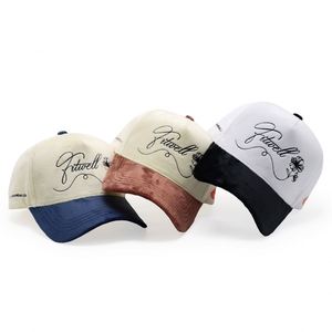 Casquettes de baseball en velours de haute qualité à 5 panneaux brodés avec logo personnalisé - Product Image 1