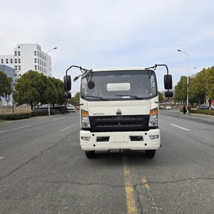 Camion-citerne neuf de marque chinoise, mini, RHD/LHD, 3m³/5m³, châssis chinois, Euro 3, Tier 3 - Product Image 4