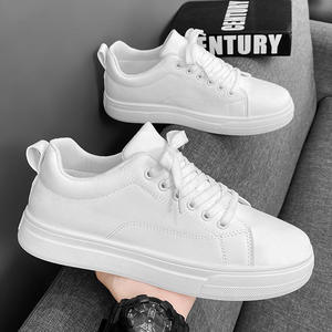 Chaussures de skate décontractées pour hommes, respirantes, en cuir PU, confortables, élégantes, chaussures plates de sport, style marche. - Product Image 3