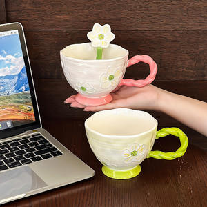 <b>Cute</b> Cartoon Ceramic <b>Mug</b> With Flower Spoon Large Capacity Coffee Cup For Breakfast Home Use Single Cup - Product Image 3