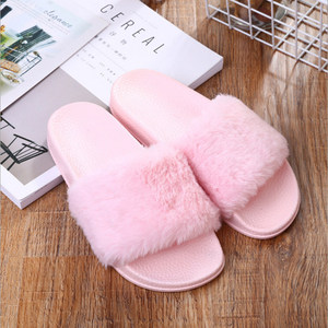 Wholesale high-quality artificial <b>fur</b> fashion <b>fur</b> slippers, indoor plush slippers, anti-slip women's shoes, summer and autumn. - Product Image 4
