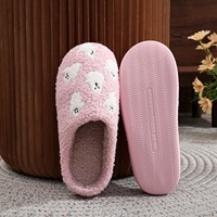 Sepatu Rumah Anti-Slip Tahan Lama untuk Pria Wanita Pasangan, Berbahan Plush Hangat Musim Dingin dengan Lapisan Bulu Buatan, Desain Kartun Hantu Halloween Terbaru