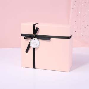 Caja de Regalo Rectangular con Logotipo Impreso a Color Personalizado, Tapa Gris, Base de Cartón Reciclable, Embalaje con Cinta, Impresión UV, Grosor de 2 mm - Product Image 4