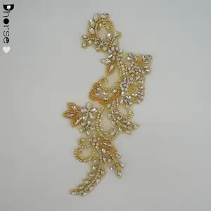 Vestido de noiva com diamante, vestido frisado de ouro com strass e aplique de cristal