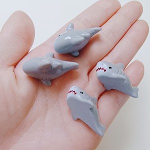 100 Piezas de Lindas Figuras de Tiburón Gris en 3D, Animales Marinos de Resina, Pequeñas Figuras de Peces para Manualidades, Decoración del Hogar, Miniaturas, Estatuas de Animales - Product Image 5