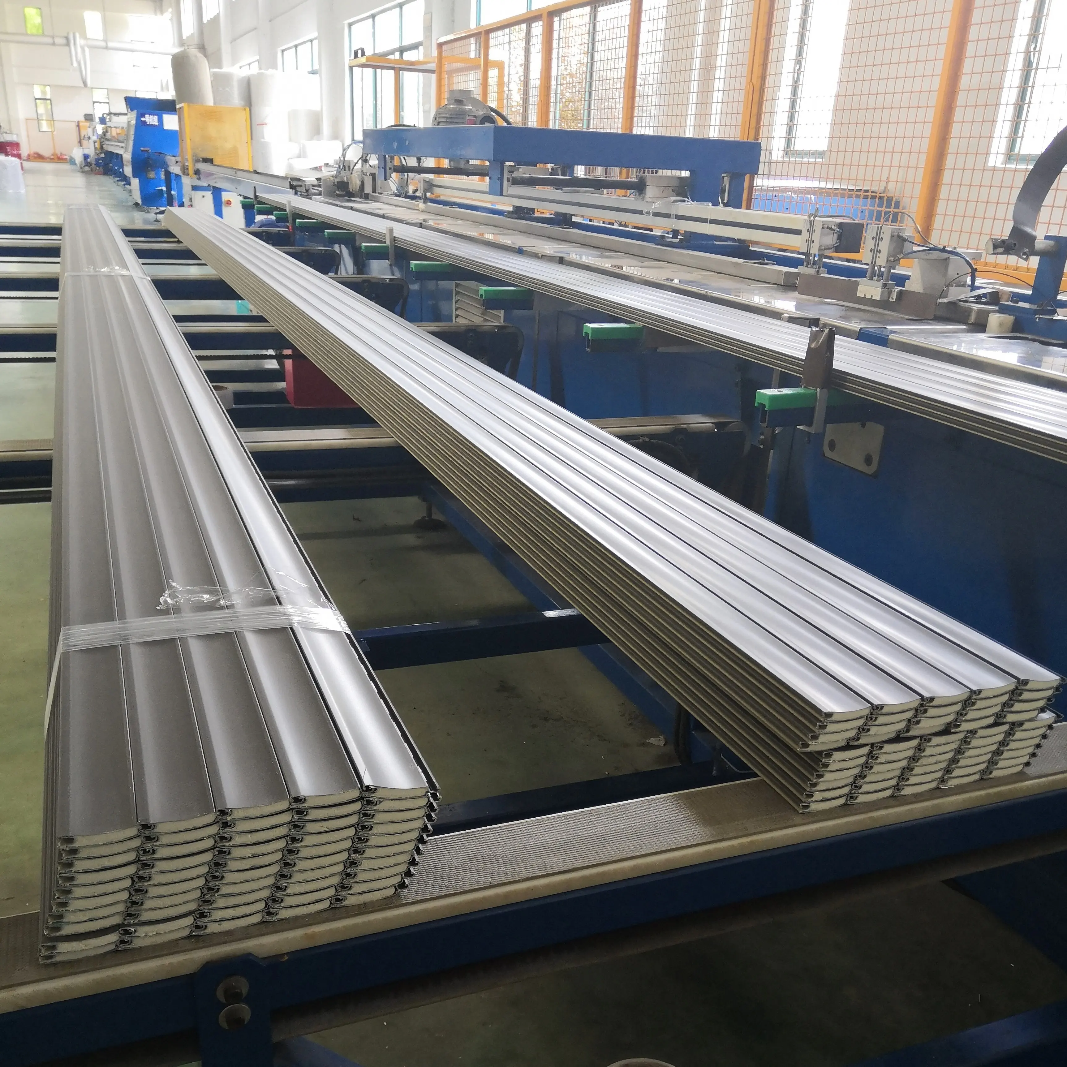 39mm outdoor louvers for aluminum rolling shutter