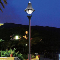Lampadaires LED en aluminium de style européen moderne, conception brevetée pour l'ambiance extérieure des cours, villas et jardins