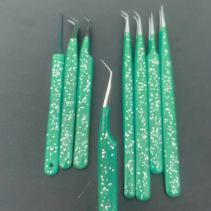 Pince à cils professionnelle à maintien fort, isolation, poignée diamant texturée, acier thermolaqué, outils d'extension de cils, OEM, marque privée - Product Image 1