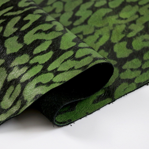 <span class=keywords><strong>Pelle</strong></span> bovina <span class=keywords><strong>di</strong></span> alta qualità <span class=keywords><strong>di</strong></span> vendita calda con capelli su pelli <span class=keywords><strong>di</strong></span> mucca finite stampate leopardate in vera <span class=keywords><strong>pelle</strong></span> - Product Image 3