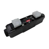 Nouvelle Vanne Solénoïde Hydraulique Vickers DG4V-3-2AL-M-U-H7-69(60) pour Machines de Moulage CNC Plastique et Caoutchouc, Débit Max 80 GPM, Pression Max 350 PSI, En Stock