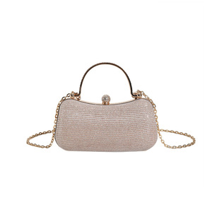 Bolsos de Noche Modernos para Mujer, Bolsos de Mano de Diseñador de Lujo con Forro de Nailon, Cierre de Seguridad y Correa de Cadena - Product Image 5