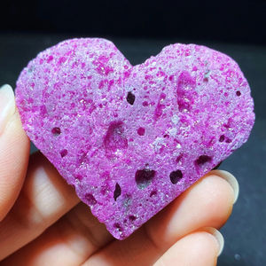 พลอยทับทิมธรรมชาติทรงหัวใจคุณภาพสูงสำหรับทำแหวน จี้ ต่างหู เครื่องประดับ ขายส่ง - Product Image 2