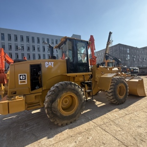 รถตักล้อยาง CAT 938G สีเหลือง อุปกรณ์ก่อสร้างสำหรับงานหนัก มือสอง - Product Image 5