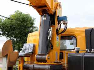 18m 23m 28m 33m स्व-चालित टेलीस्कोपिक हवाई कार्य मंच विद्युत व्यक्त बूम इलेक्ट्रिक लिफ्टिंग प्लेटफॉर्म - Product Image 4