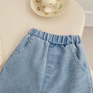 Nouvel ensemble doux deux pièces pour bébé fille 2026 : T-shirt à manches longues en dentelle et <span class=keywords><strong>jean</strong></span> - Product Image 5