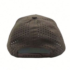 Casquettes de sport respirantes à 5 panneaux, perforées au laser, imperméables et respirantes - Product Image 4