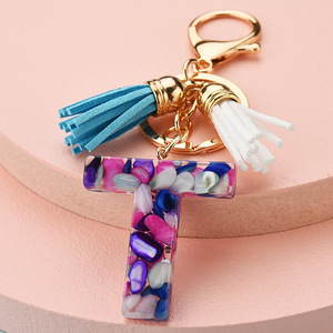 Vente en gros de 26 breloques en résine avec lettres de l'alphabet anglais scintillantes, style girly, <span class=keywords><strong>porte</strong></span>-clés avec pompon - Product Image 5