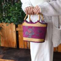 Sac à main en bambou de style ethnique avec sac de rangement, imprimé satiné, tissé à la main, sac fourre-tout d'été pour femmes