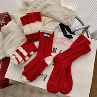 Chaussettes pour femmes, hiver, nouvel an, Noël, mi-mollet, coton doux, épaisses, rayées rouges, en velours australien, doublées de polaire, chaudes, effet cachemire