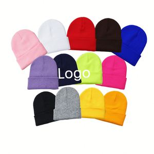 Gorros Personalizados de Punto, Gorro de Invierno de Lujo, Estilo Vintage, Liso, para Hombre, Mujer y Niño, con Estampado, Bordado y Logotipo - Product Image 1