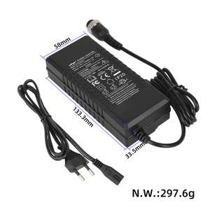 Chargeur de batterie lithium pour trottinette électrique Ulip 18V à 42V 1.7A DC2.1, prise EU, certifié CE FCC - Product Image 2