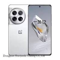 Oneplus 12 Global Rom Téléphone portable Snapdragon 8 Gen 3 Android 14 OTA Écran AMOLED 6,82 pouces Caméra arrière 64,0 MP Charge 100W 5400 mAh Espagnol