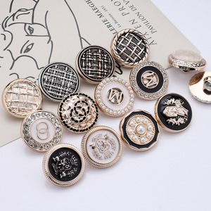 Bán Buôn Nickel-Miễn Phí Đổ Xô Kim Loại Rhinestone Hình Chữ Nhật/Kim Cương/Vuông Chân Nút Cho Thời Trang Ăn Mặc Túi Xách DIY Craft OEM - Product Image 1