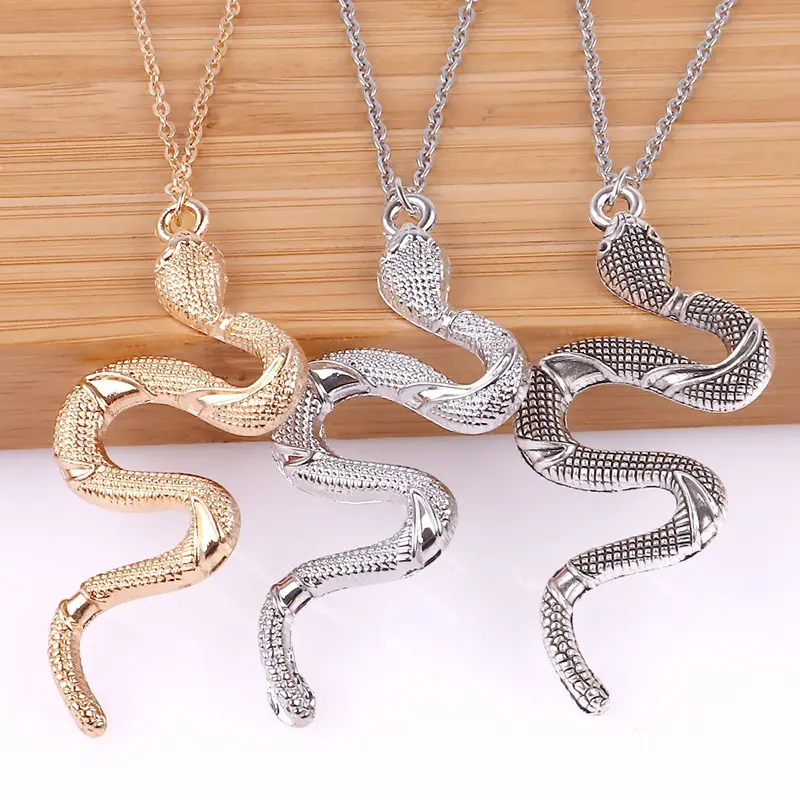 Collar con colgante en forma de serpiente para mujer y niña, Gargantilla plana de oro y plata a la moda