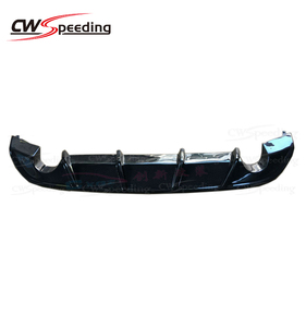 Diffusore posteriore del labbro del paraurti posteriore in fibra di carbonio per VW GOLF <span class=keywords><strong>7</strong></span> MK7 <span class=keywords><strong>R</strong></span> <span class=keywords><strong>R</strong></span>-LINE per VOLKSWAGEN GOLF <span class=keywords><strong>7</strong></span> - Product Image 1