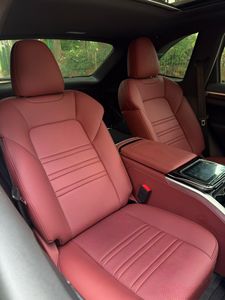 Kit di Aggiornamento Interni per Porsche Cayenne con Sedile di Classe A IATA, Divano Letto, Installazione Non Distruttiva - Product Image 3