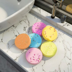 ชุดของขวัญระเบิดอาบน้ำอโรมาเธอราพีแบบกำหนดเอง ผลิตภัณฑ์วีแกนจากธรรมชาติ ออร์แกนิค น้ำมันหอมระเหย สำหรับโรงแรมและสปา - Product Image 2