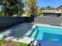 Planche de terrasse composite certifiée CE, PVC gaufré 3D, imitation bois, revêtement de sol extérieur moderne, résistant à l'humidité, garantie 5 ans