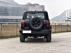 Pour Tank 300, vente en gros très demandée, <span class=keywords><strong>Challenger</strong></span> 2.0t d'occasion, SUV essence super rapide 5 portes 5 places, à <span class=keywords><strong>vendre</strong></span> pour 400 500 700 - Product Image 5