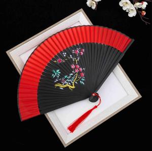 Abanico de mano de seda chino para mujeres y niñas, estilo japonés impreso de bambú, estilo de flor Popular, abanicos de mano plegables encantadores, recuerdo de fiesta - Product Image 4