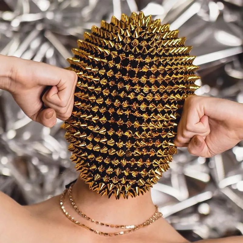 Volledige Dekking Custom Infinite-Verlichting Couture Spiked Masker, Gouden Spike Masker