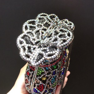 <span class=keywords><strong>Pochette</strong></span> d'argent glamour avec <span class=keywords><strong>strass</strong></span> en cristal <span class=keywords><strong>Pochette</strong></span> de fête décontractée scintillante avec doublure en PU pour les mariages Galas Fashion Shows - Product Image 4