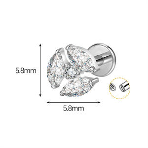瑞謹ジュエリー ASTM F136 チタン合金スタッドピアス ゴールド レディースピアス 内ネジ ジルコンピアス - Product Image 5