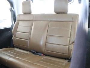 <span class=keywords><strong>Jeep</strong></span> Wrangler <span class=keywords><strong>2012</strong></span> 3.6L <span class=keywords><strong>Sahara</strong></span> de Dos Puertas, Volante a la Izquierda, Asientos de Cuero, SUV Usado de Alta Calidad, Venta al Por Mayor - Product Image 4