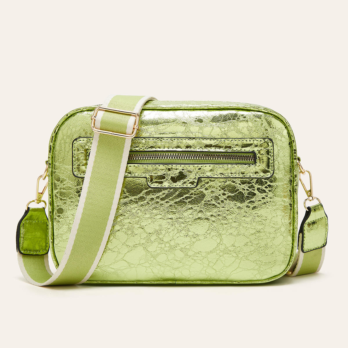 สีเขียวอ่อน