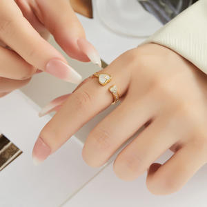 Bague ouverte ajustable en zircon plaqué or 18 carats avec micro-pavé en forme de double cœur, pour l'index, bijou de mode féminin, cadeau - Product Image 2